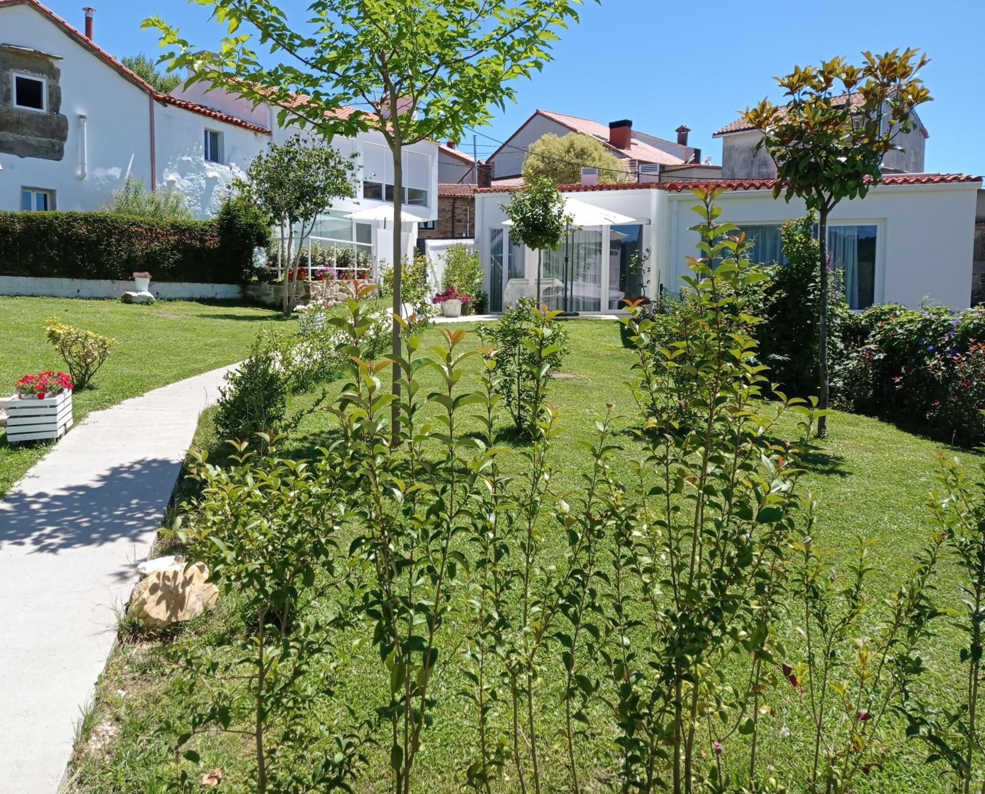 Casas Turisticas Lar Jardin - Parking Privado Santiago de Compostella Buitenkant foto