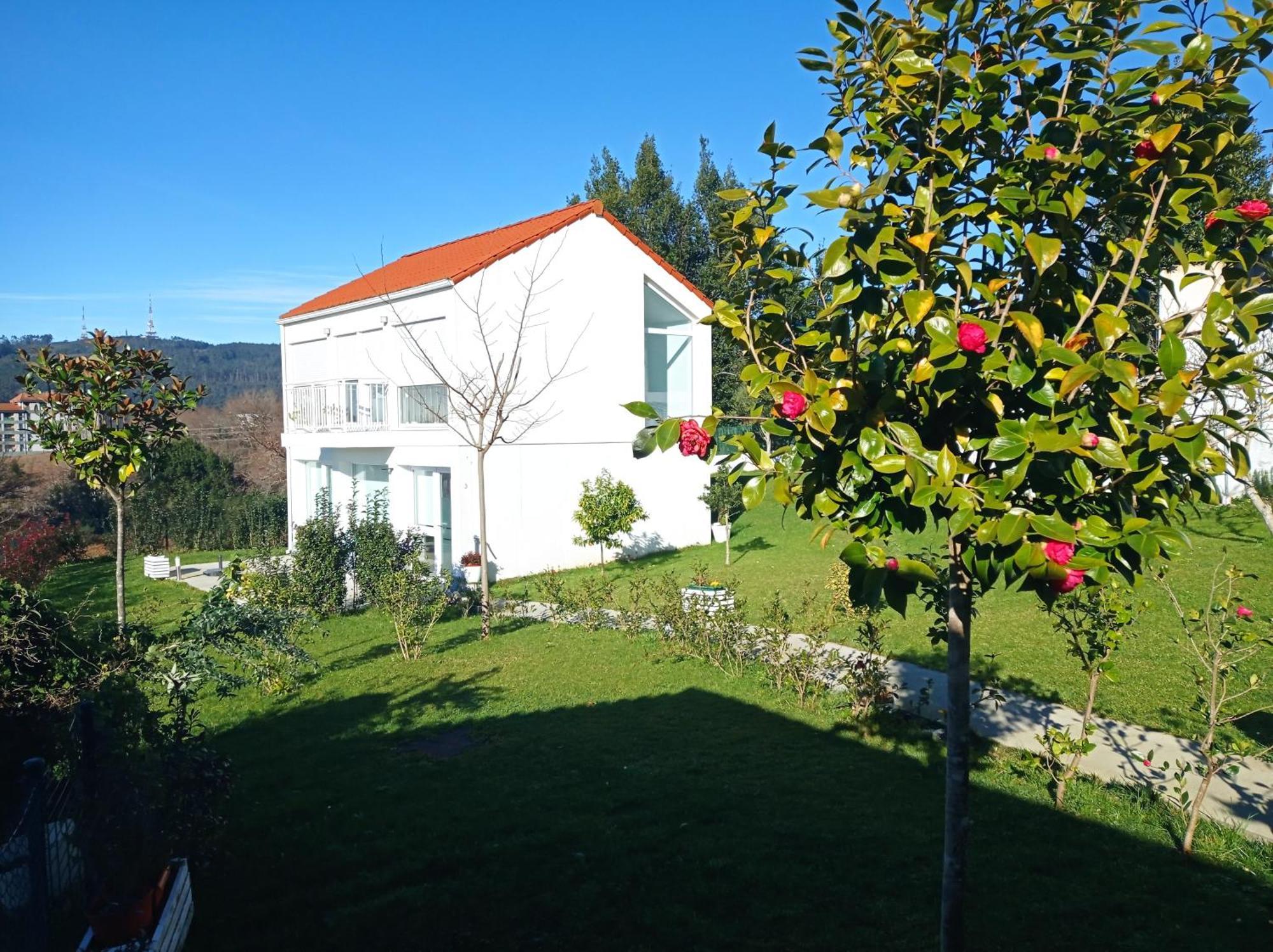 Casas Turisticas Lar Jardin - Parking Privado Santiago de Compostella Buitenkant foto
