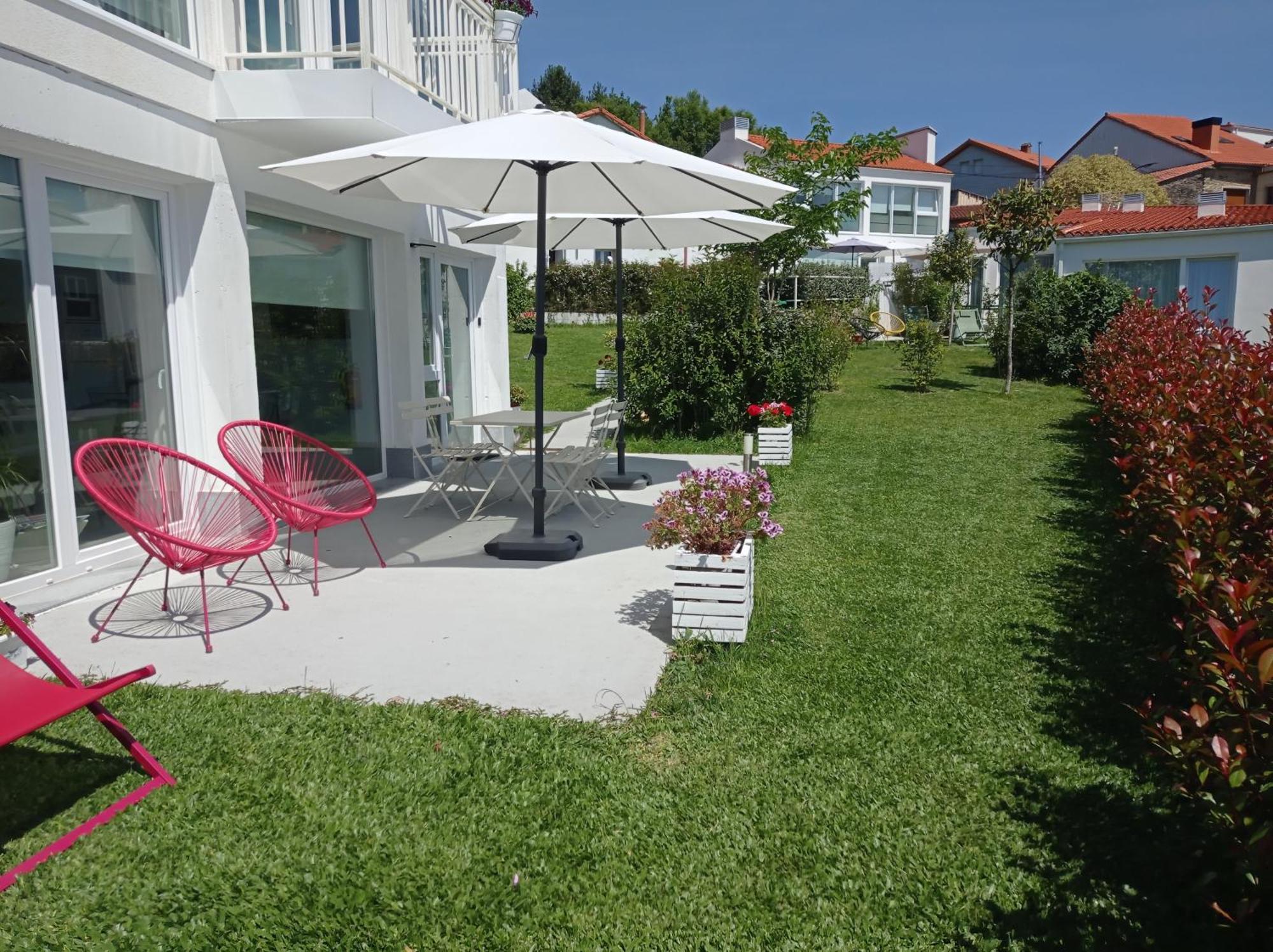 Casas Turisticas Lar Jardin - Parking Privado Santiago de Compostella Buitenkant foto